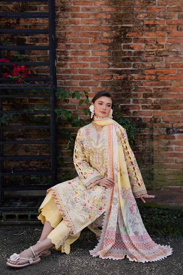 SHEZLIN CHIKAN By ZEHRAAYE (AV-09)