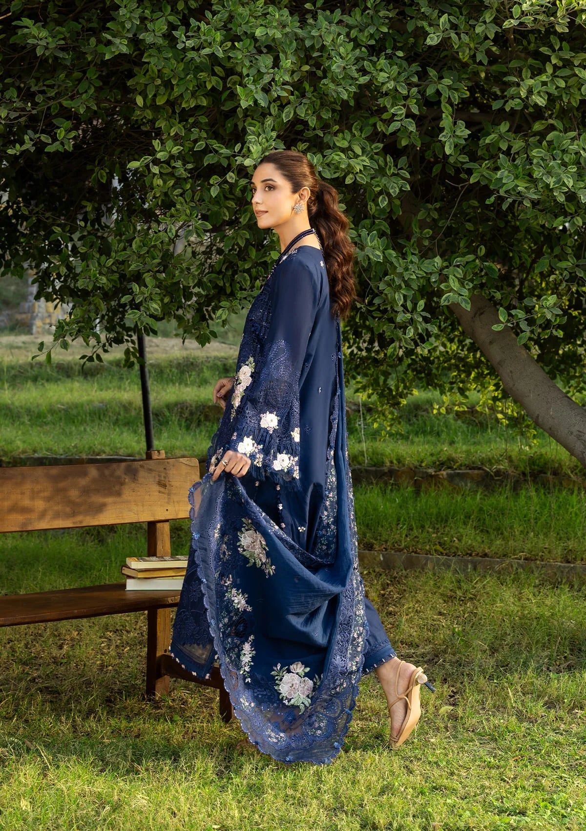Elaf Luxury Lawn – ELY-4B BLUE BELLE