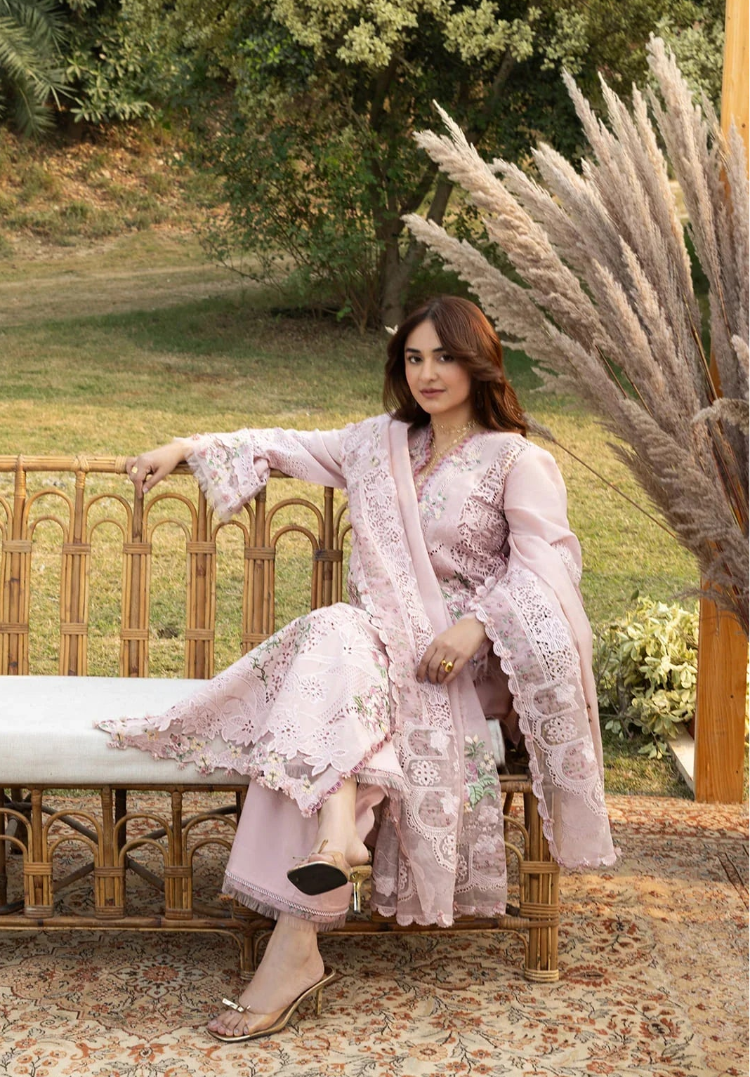 Elaf Luxury Lawn – ELY-4A BLOOMING