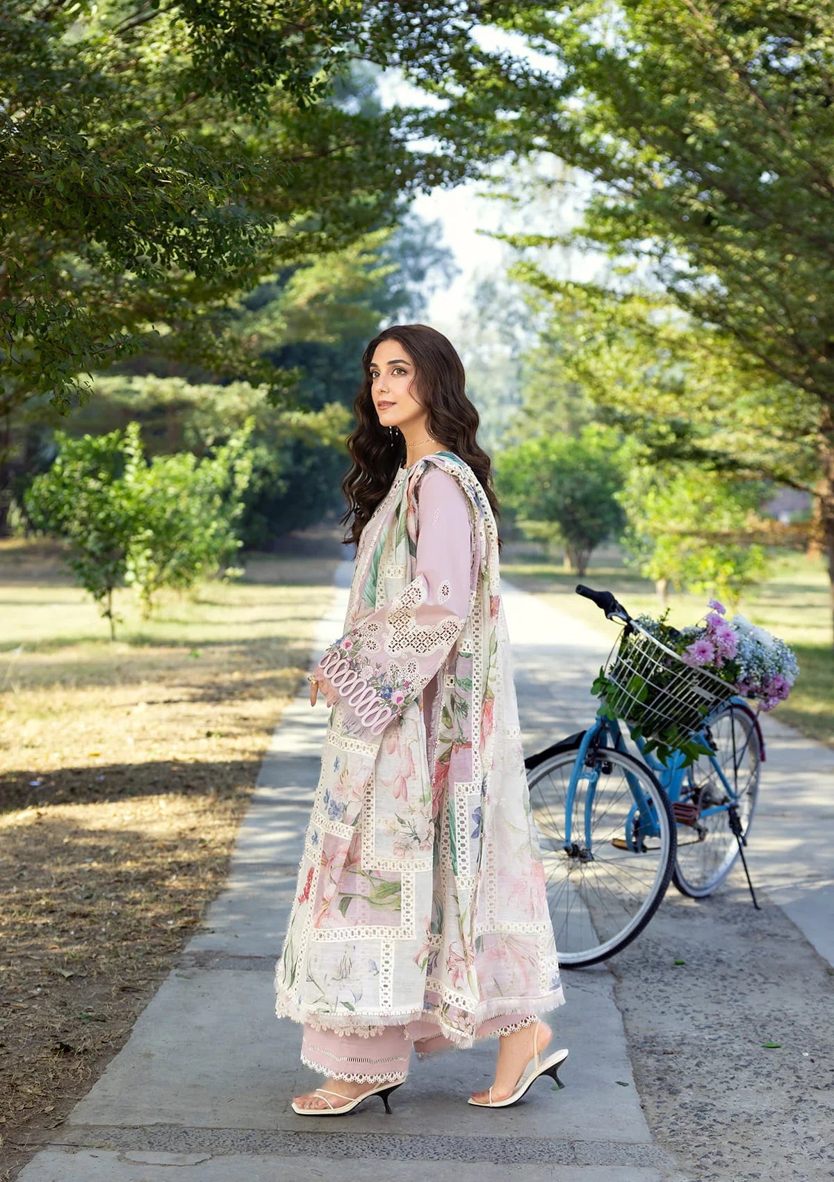 Elaf Luxury Lawn – ELY-1A MAISON PINK