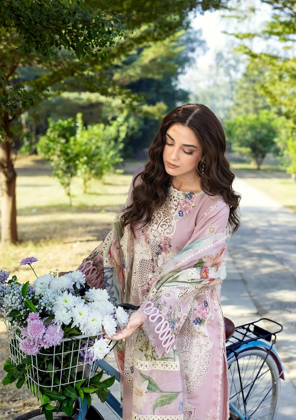 Elaf Luxury Lawn – ELY-1A MAISON PINK