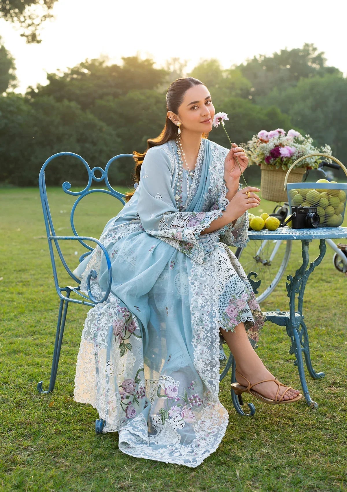 Elaf Luxury Lawn – ELY-07 MORNIG DRIZZLE