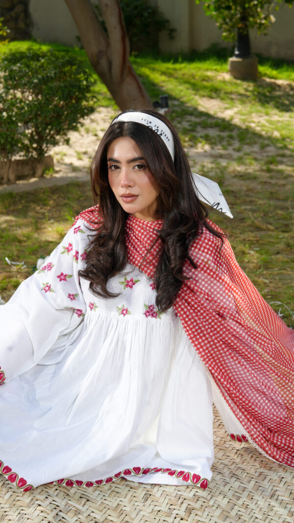 Ghazal Embroidered Summer Lawn Vol 1 2026 | House of Mist | HMGZ-LL26-05