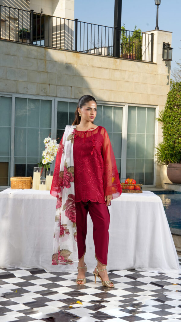 Ghazal Embroidered Summer Lawn Vol 1 2026 | House of Mist | HMGZ-LL26-08